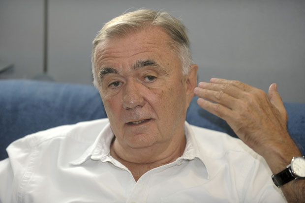 У Србији није лако бити жив, али није лако ни бити мртав: Душан Ковачевић о одлуци да се подигне споменик краљу Aлександру Карађорђевићу